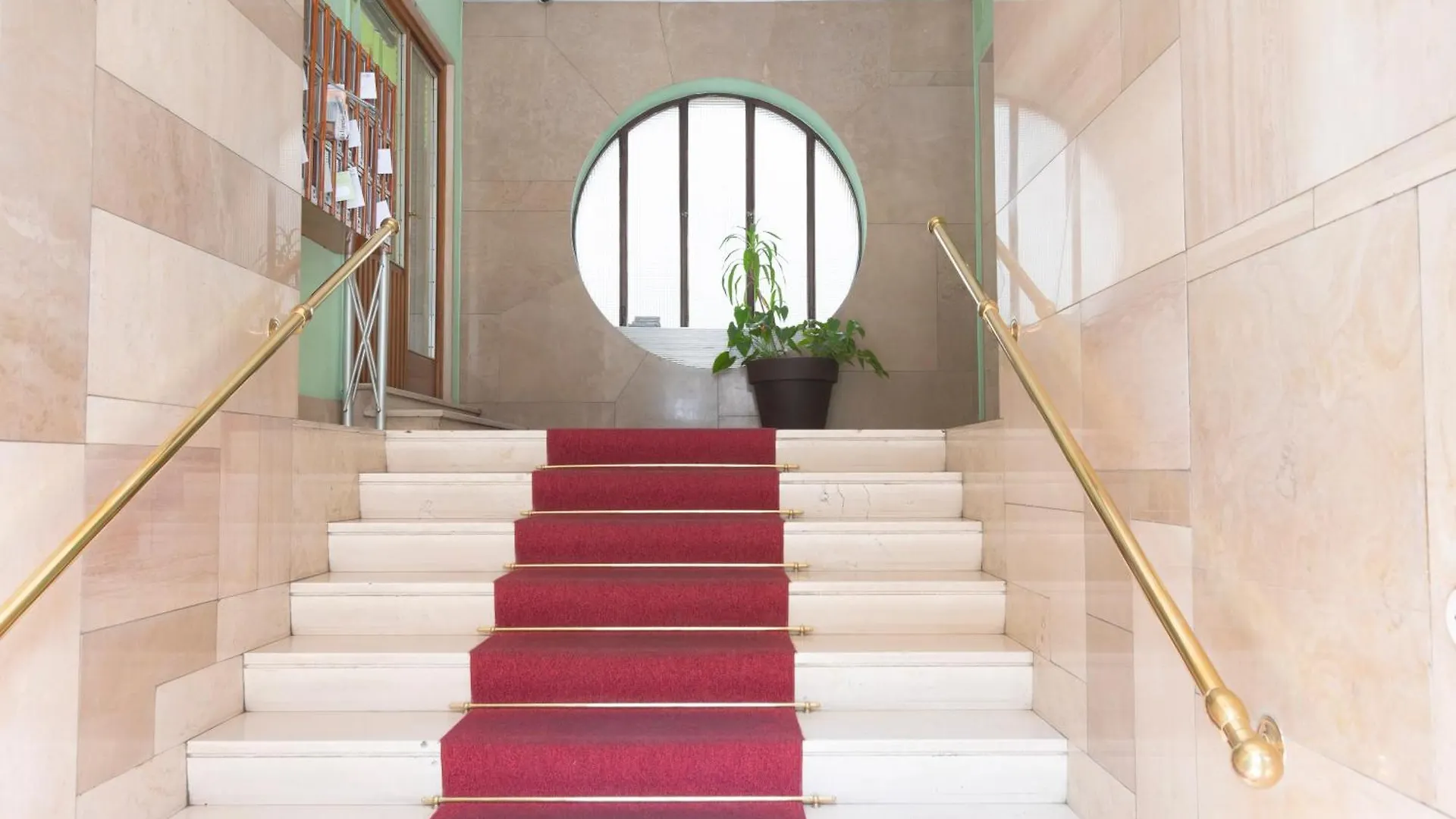 Appartamento Modern & Stylish Near Isola & Central Station Milano