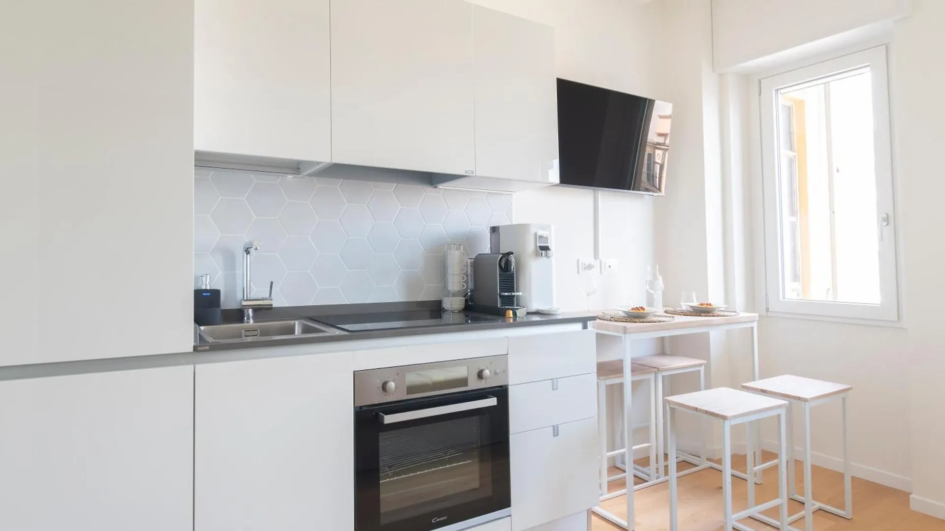 Appartamento Modern & Stylish Near Isola & Central Station Milano